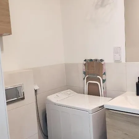 4 Pietro Ii Apartment *